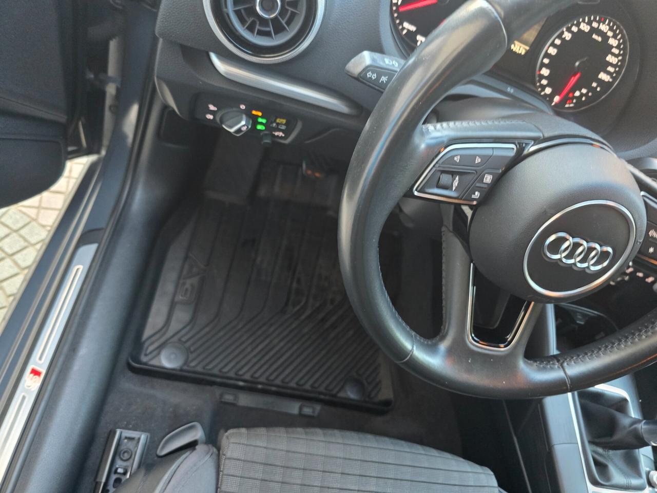 Audi A3 SPB 1.6 TDI 116 CV Sport S-line