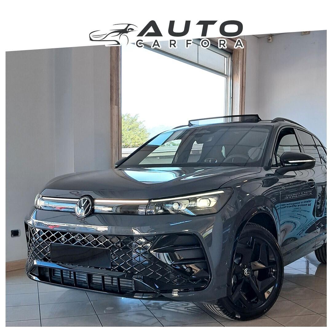 Volkswagen Tiguan 2.0 150cv DSG R-Line black pack |tetto+matrix+r19"|