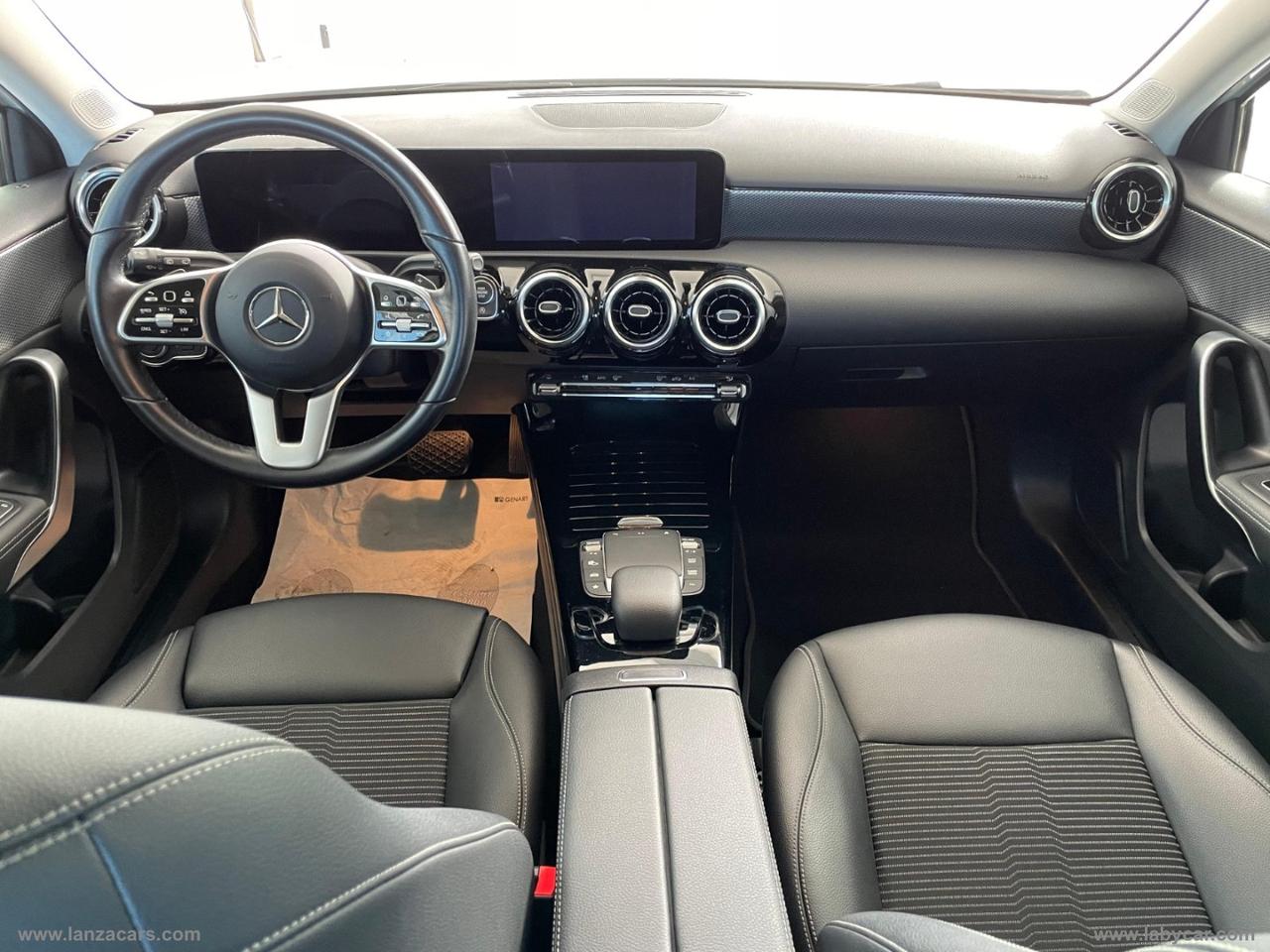 MERCEDES-BENZ A 180 d Automatic Sport