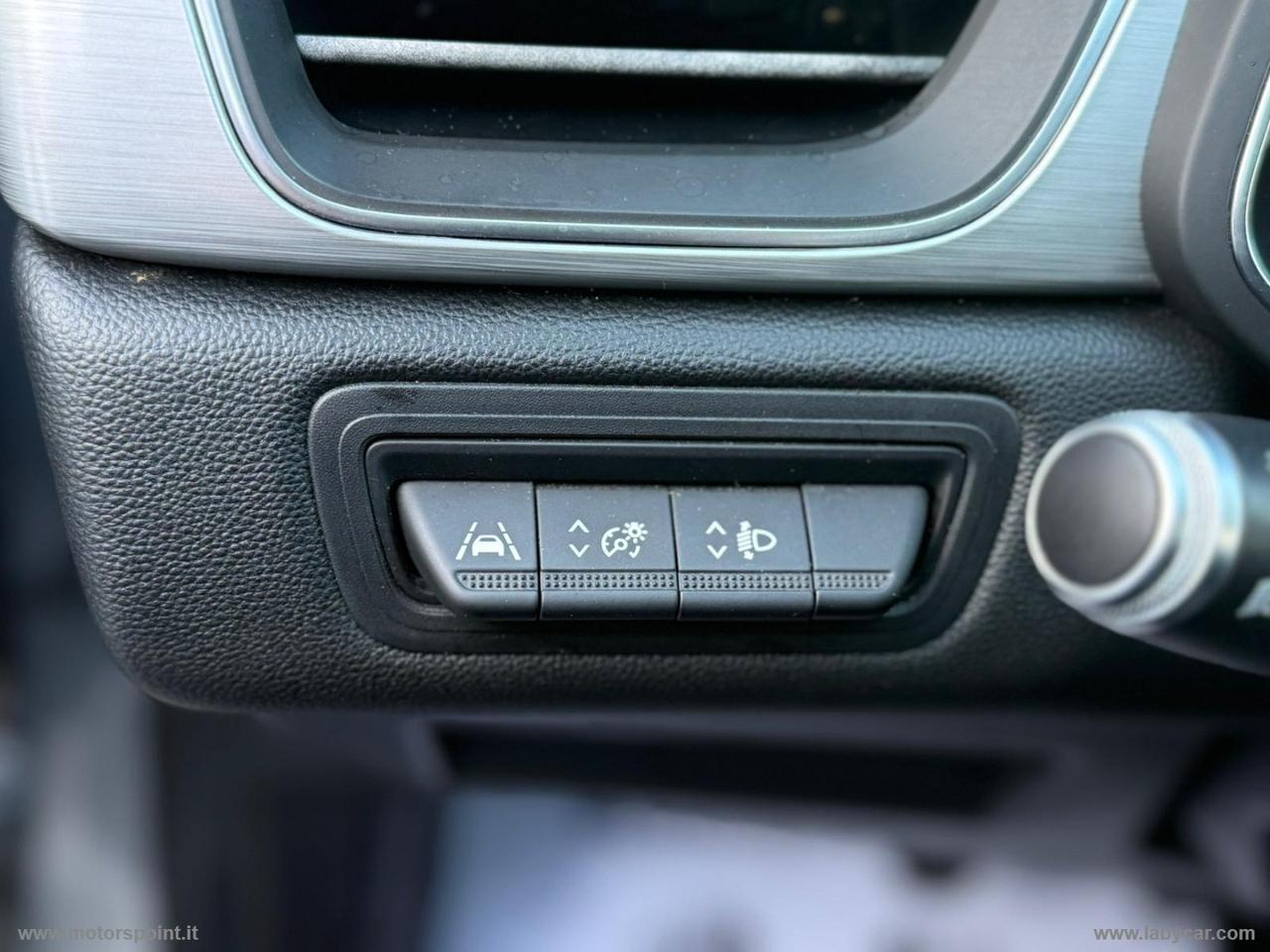 RENAULT Captur TCe 140 CV Intens