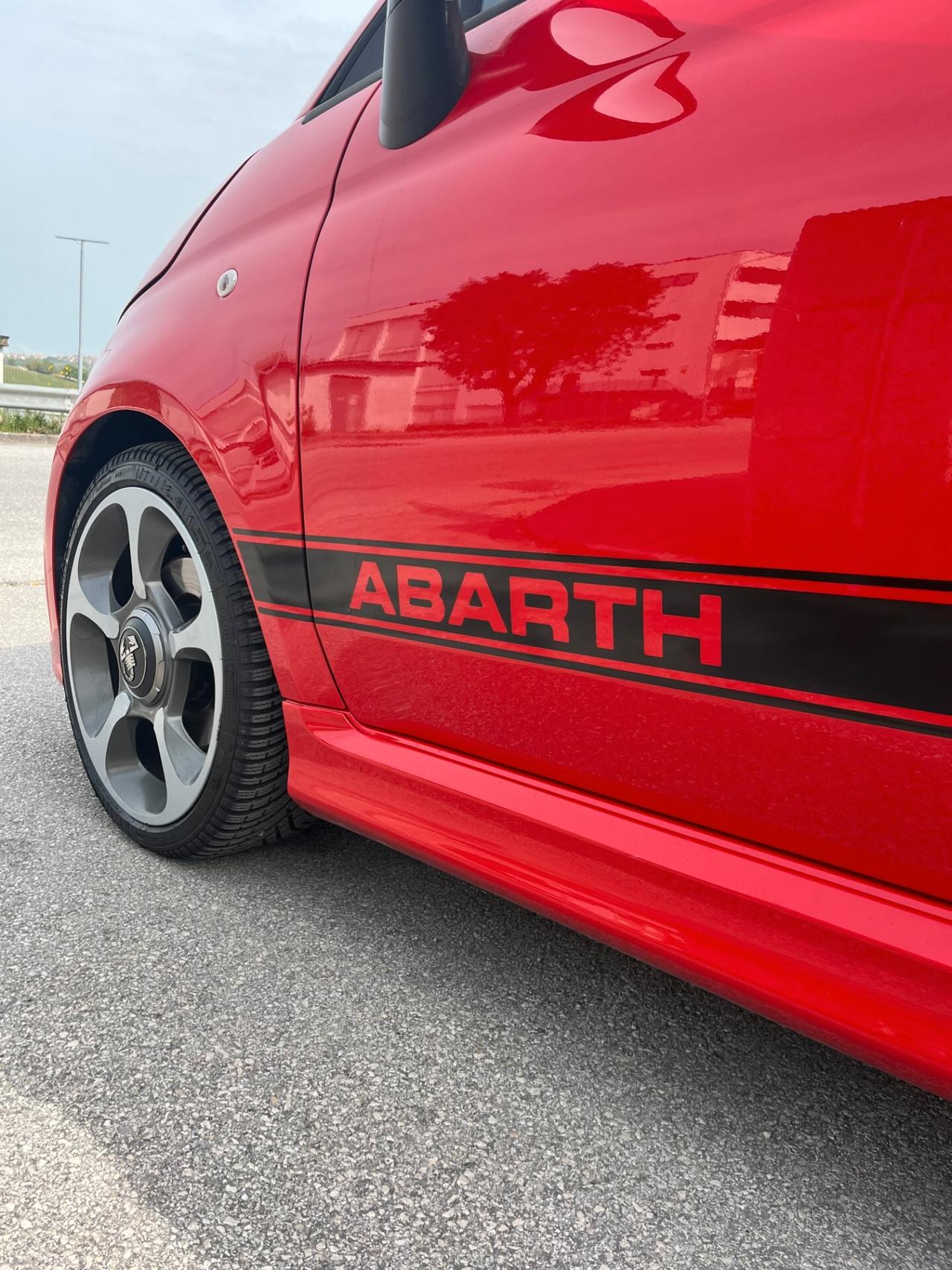 Abarth 595 1.4 Turbo T-Jet 145 CV