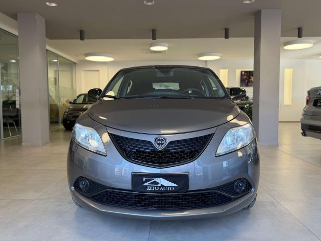 Lancia Ypsilon 1.2 Gold
