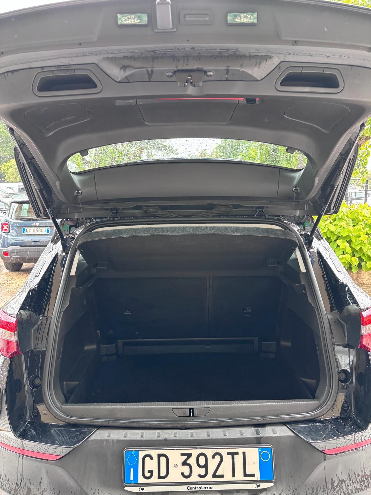 Opel Grandland X 1.5 diesel Ecotec Start&Stop aut. Business Ed.