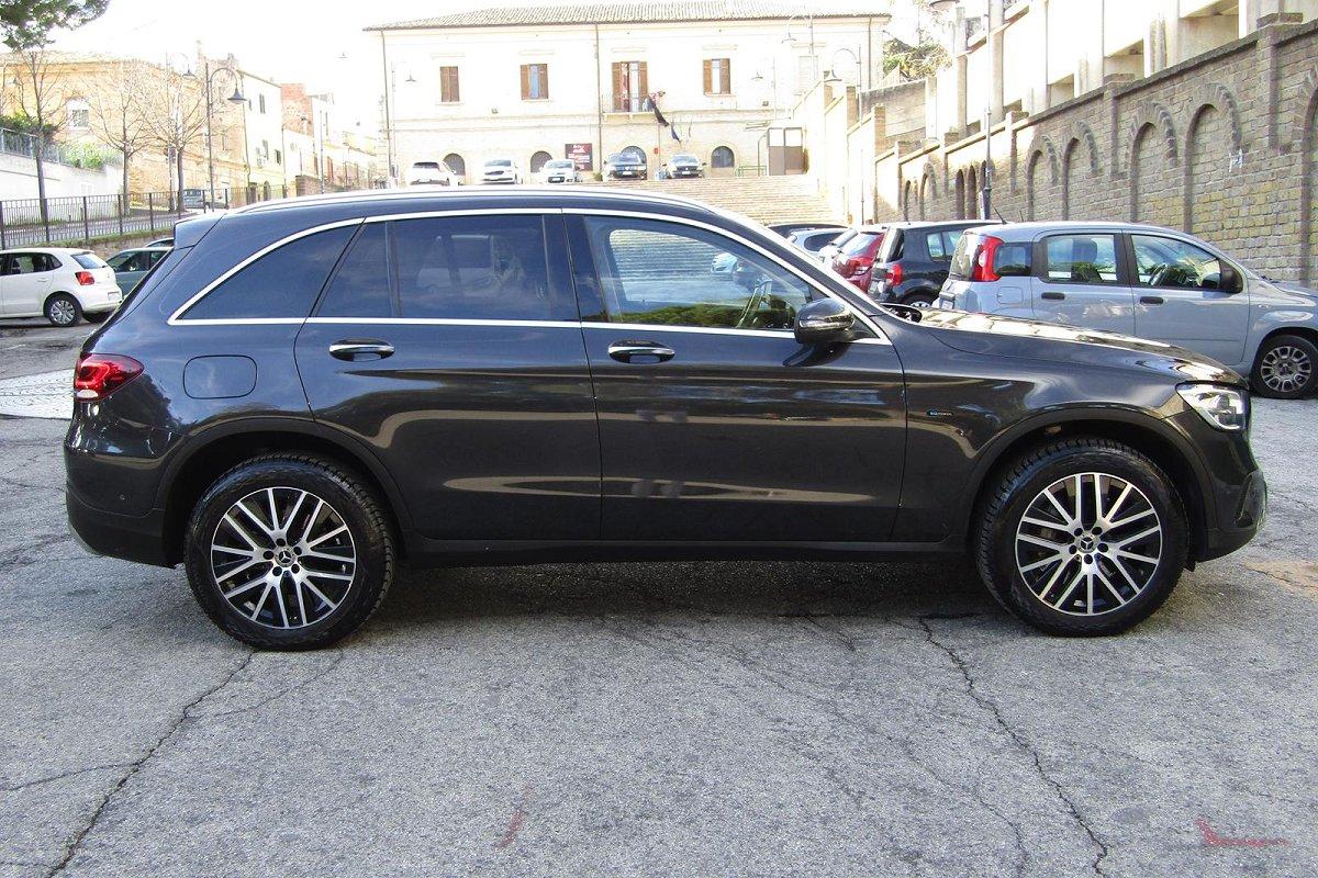 MERCEDES GLC 300 de 4Matic Plug-in hybrid Sport