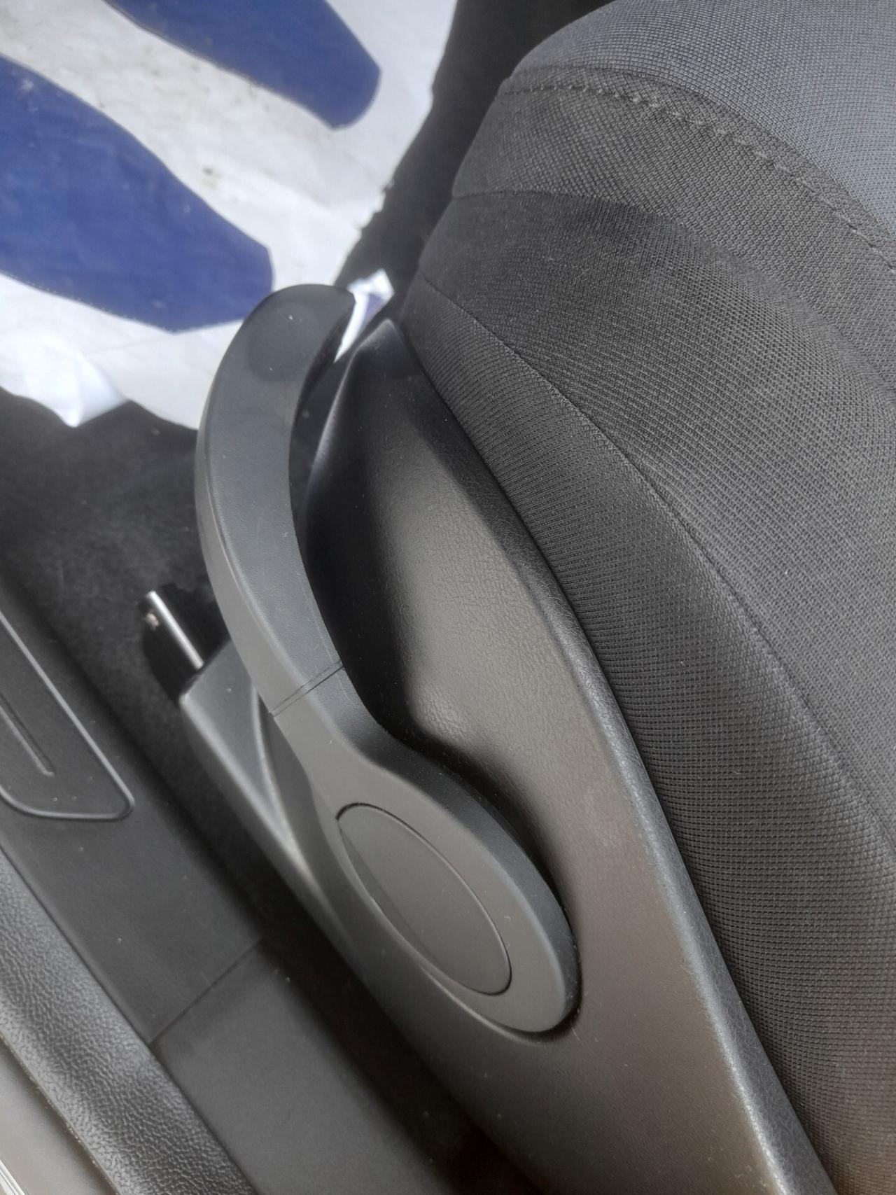 Lancia Ypsilon 1.0 5 porte Hybrid Gold Plus