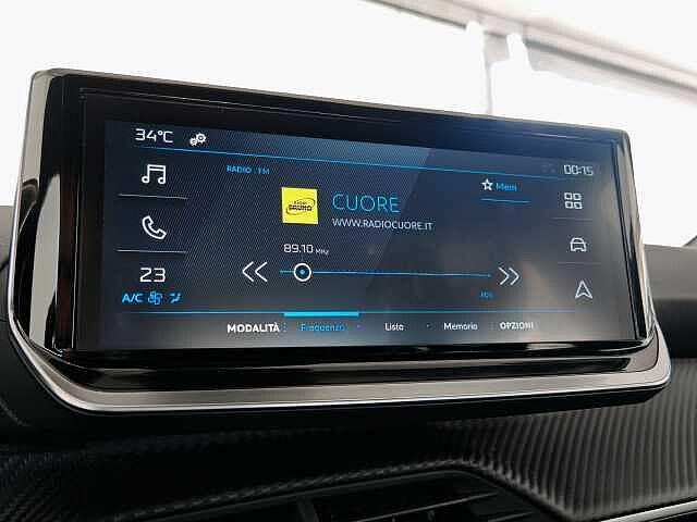 Peugeot 2008 Hybrid 136 e-DCS6 Style