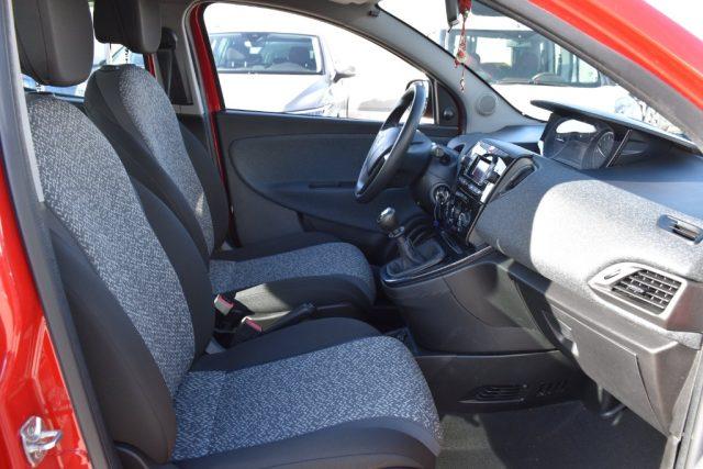 LANCIA Ypsilon 1.2 69 CV 5 porte Platinum
