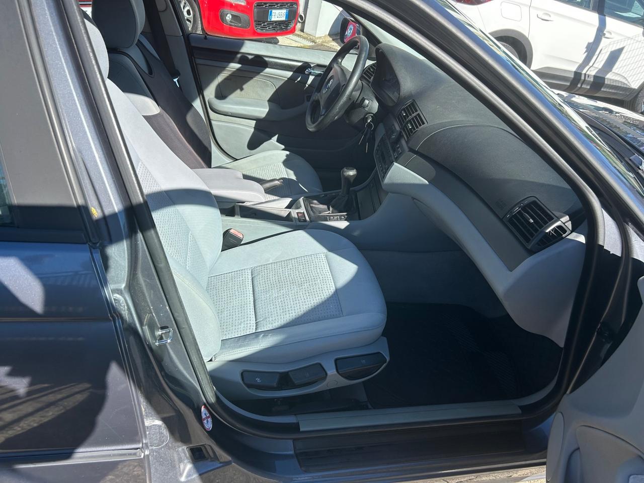 Bmw 318 318d turbodiesel cat Touring Attiva