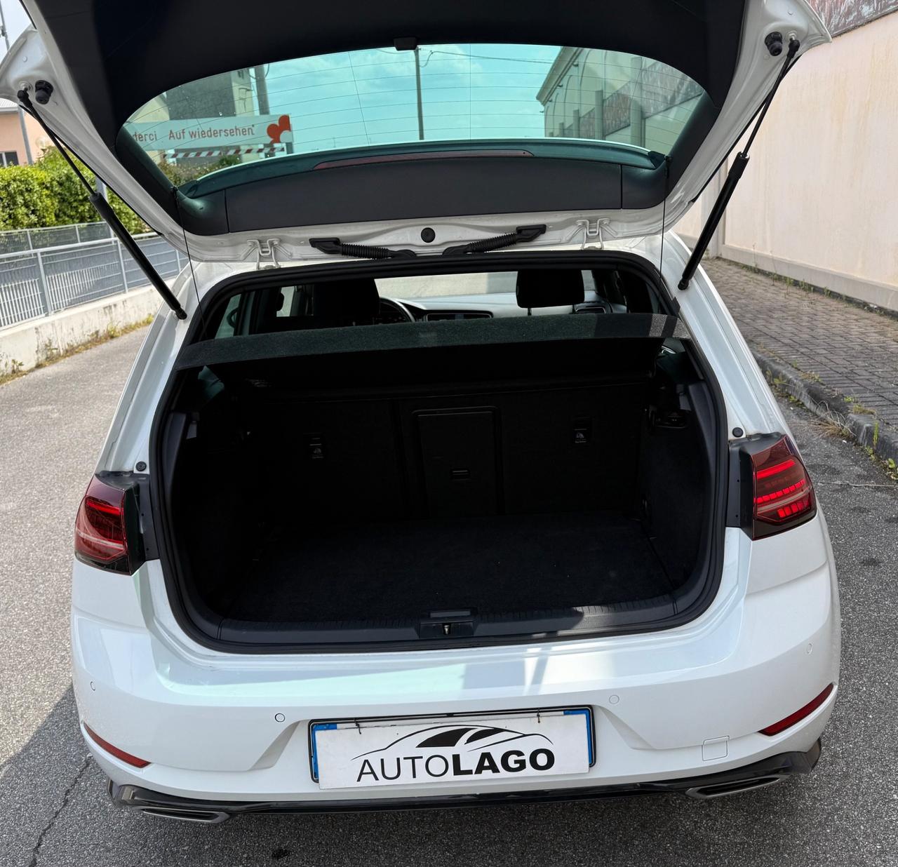 Volkswagen Golf 1.4 TSI 125 CV 5p. Sport R-line