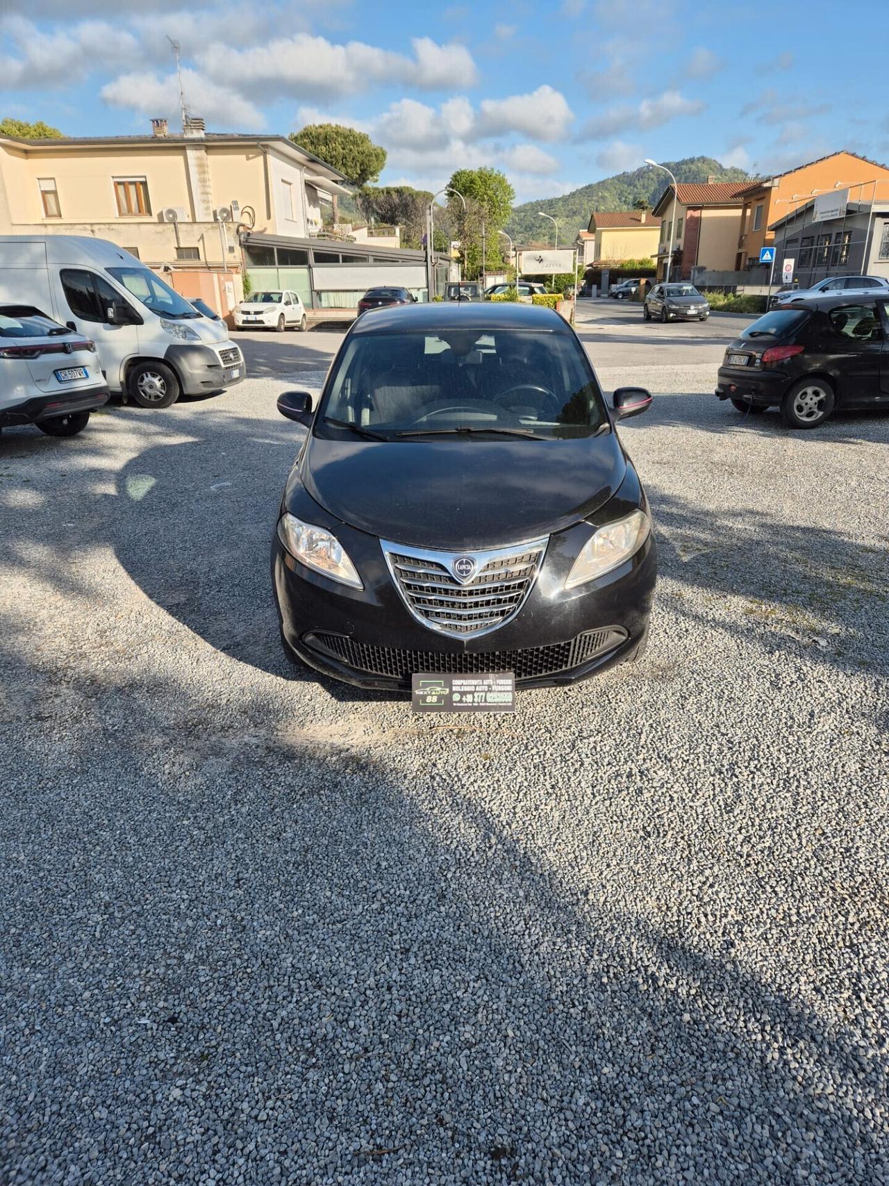 Lancia Ypsilon 0.9 TwinAir 85 CV 5 porte S&S DFN Gold