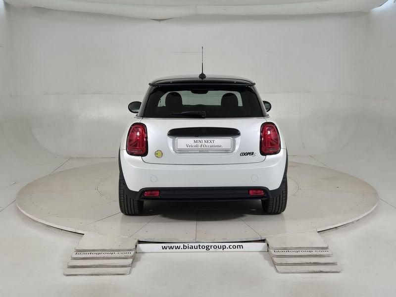 MINI Mini Full Electric Mini F56 2021 Full Electric Mini 3p Cooper SE Classic auto