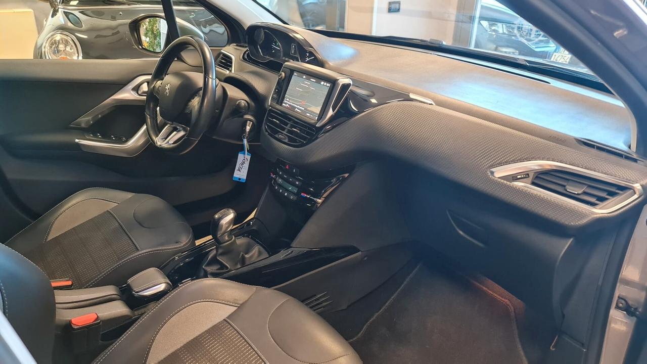 Peugeot 2008 BlueHDi 100 S&S Allure