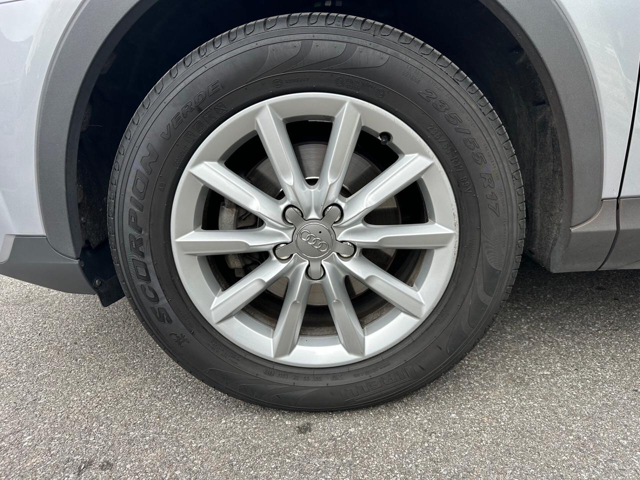 Audi Q3 2.0 tdi Business 120cv ok neopat. GARANZIA PERMUTE