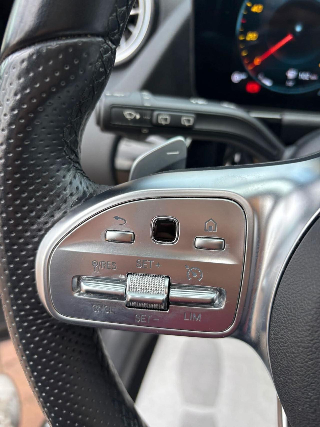 Mercedes-benz GLA 200 d Automatic Premium//