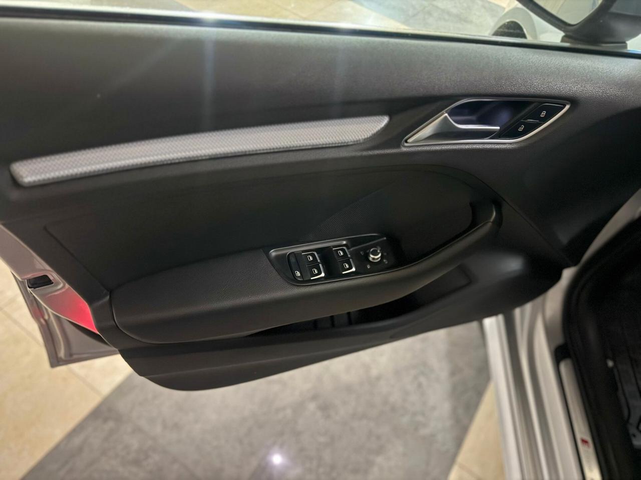 Audi A3 SPB 1.6 TDI clean diesel S tronic Ambition