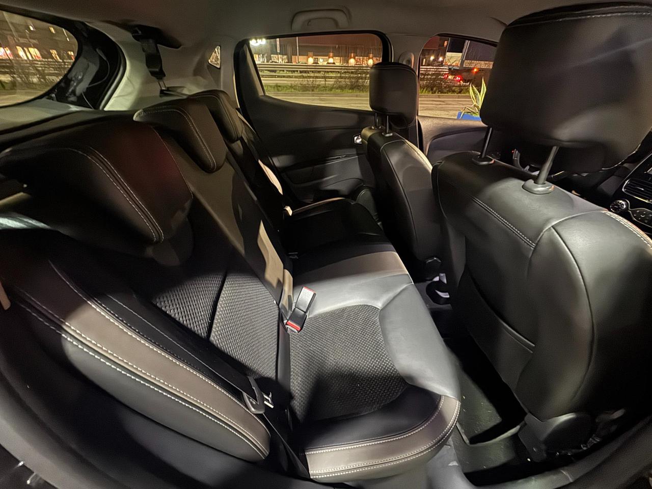 Renault Clio 5 Porte Clio 1.5 dci energy Intens 90cv edc **NEOPATENTATI**