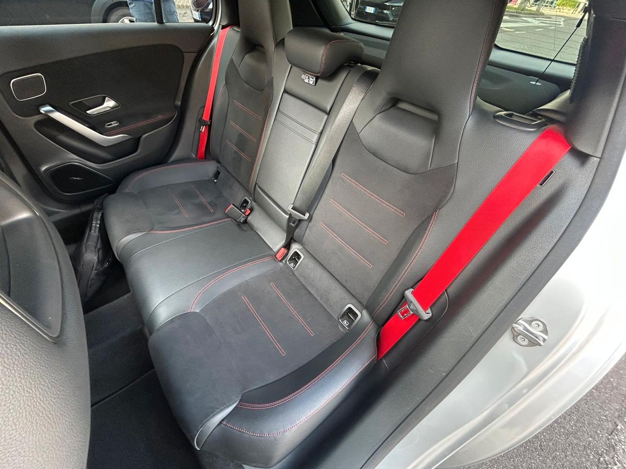 Mercedes-benz A 35 AMG 4matic auto