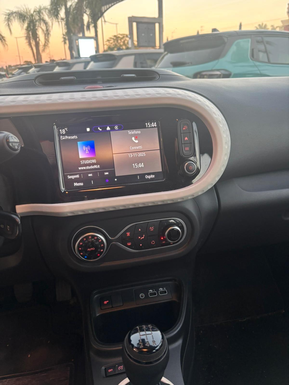 Renault Twingo SCe 65 CV Urban Night