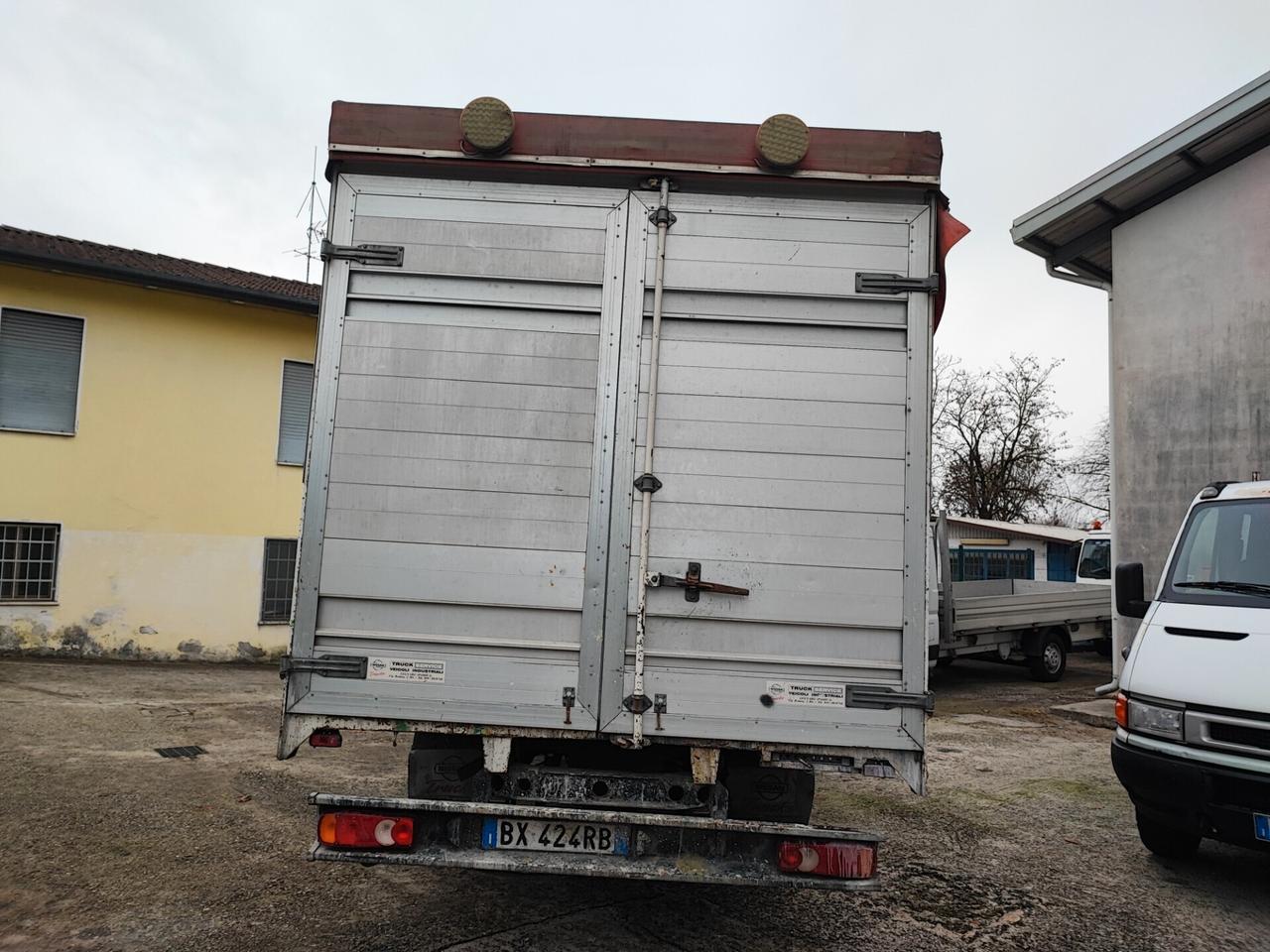 Nissan Atleon TK 35 IVA COMPRESA