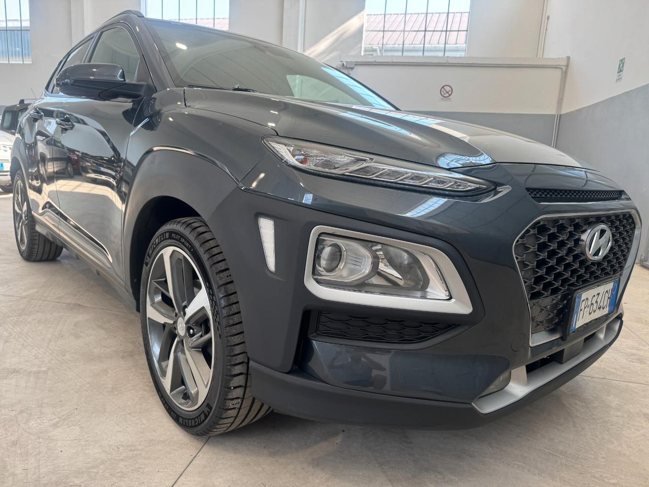 Hyundai Kona 1.0 T-GDI Xpossible SAFETY PACK