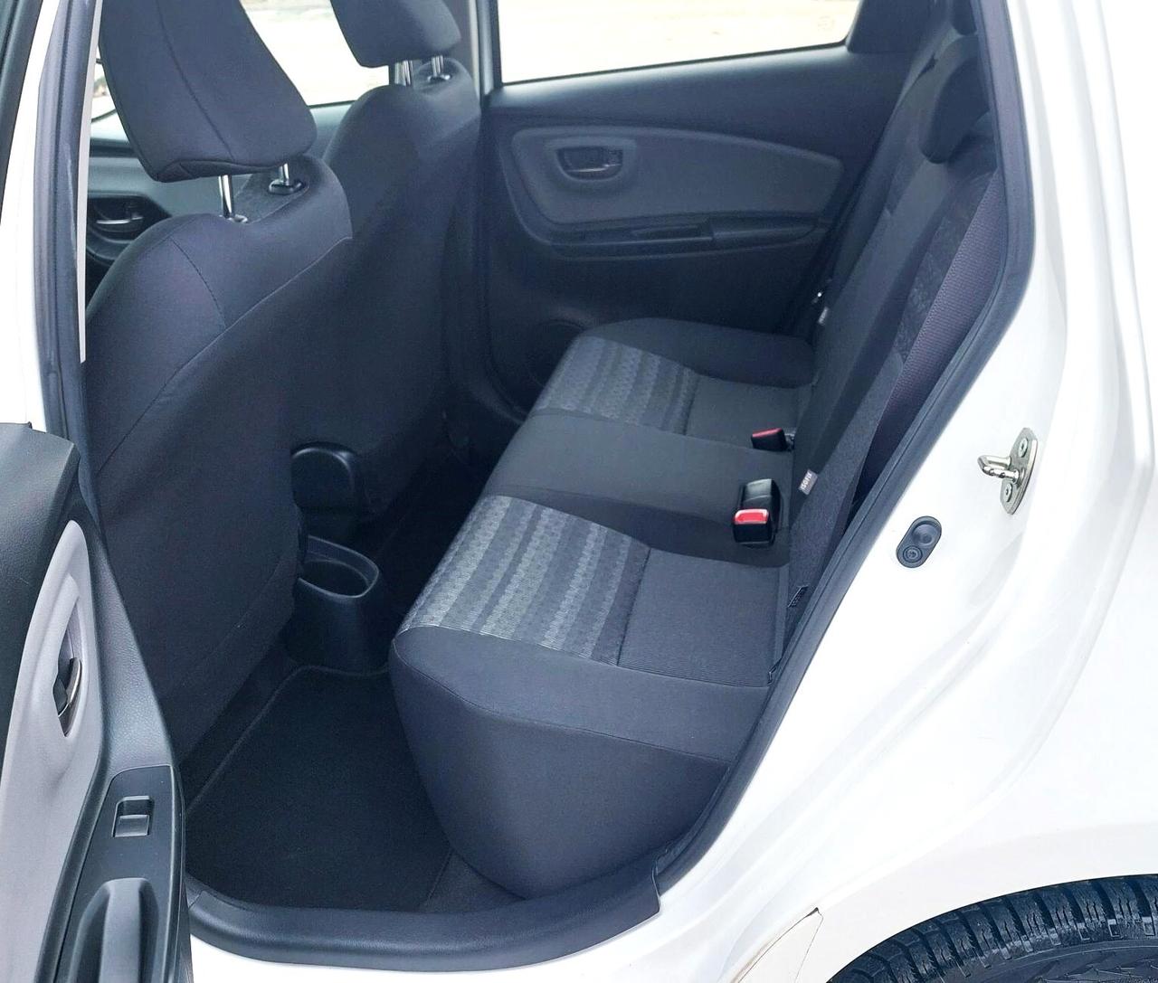 TOYOTA YARIS 1.0-UNICO PROPRIETARIO-NEOPATENTATI