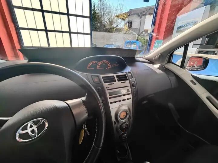 Toyota Yaris 1.3 5 porte M-MT Sol