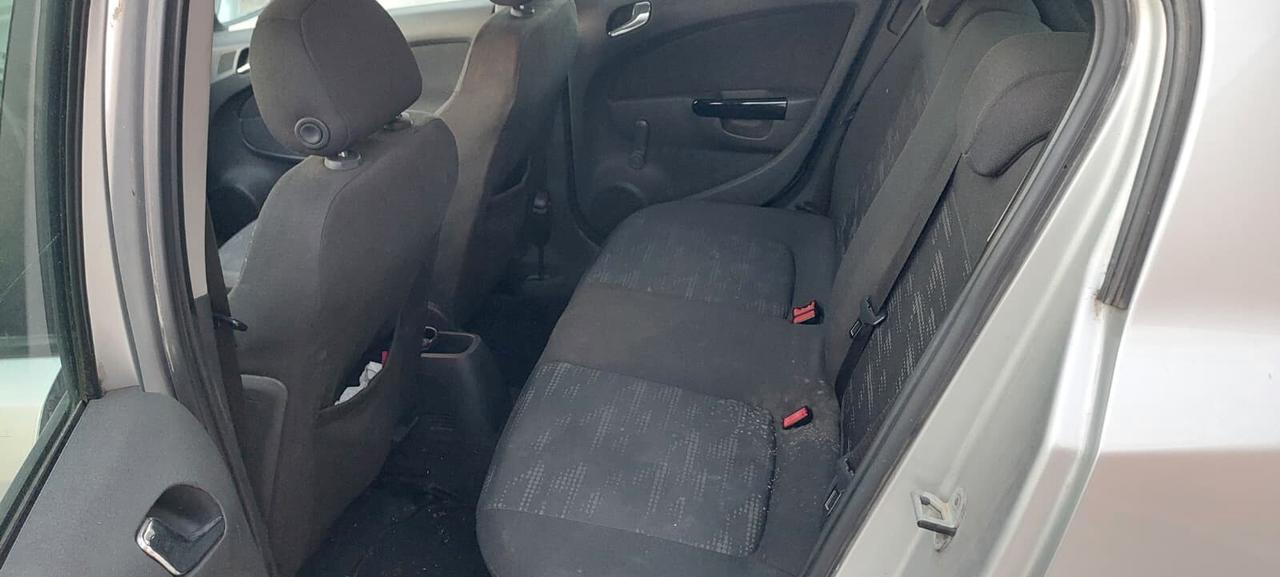 Opel Corsa 1.2 5 porte Cosmo