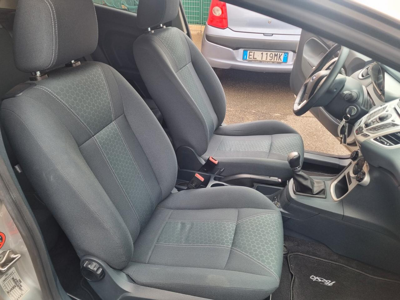 Ford Fiesta 1.2 82CV 3 porte Titanium unica