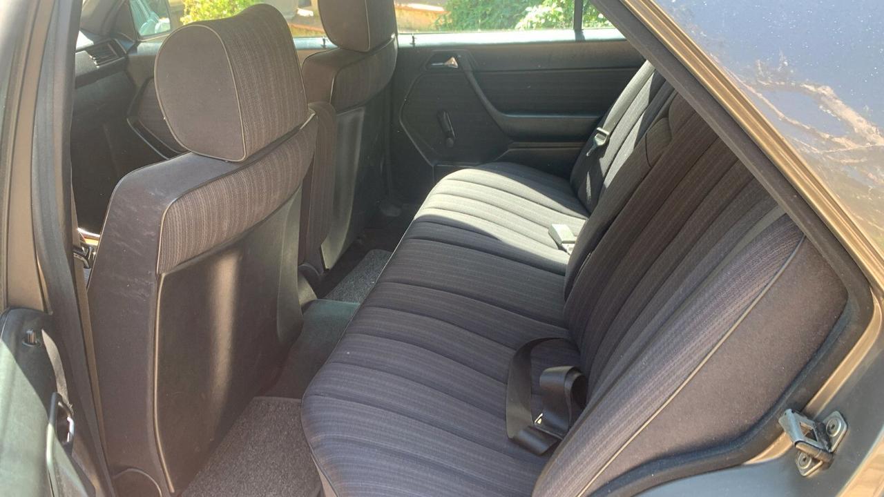 Mercedes-benz 250 250D
