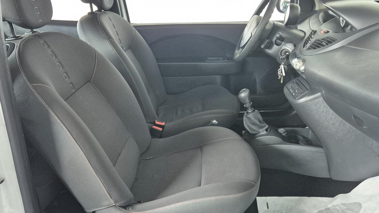 Renault Twingo 1.2 16V Le Iene (Ok Neopatentati)