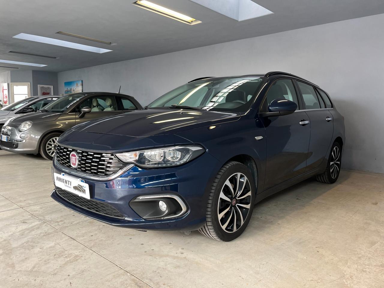 Fiat Tipo 1.6cc MJET 120cv LOUNGE - STATIONWAGON