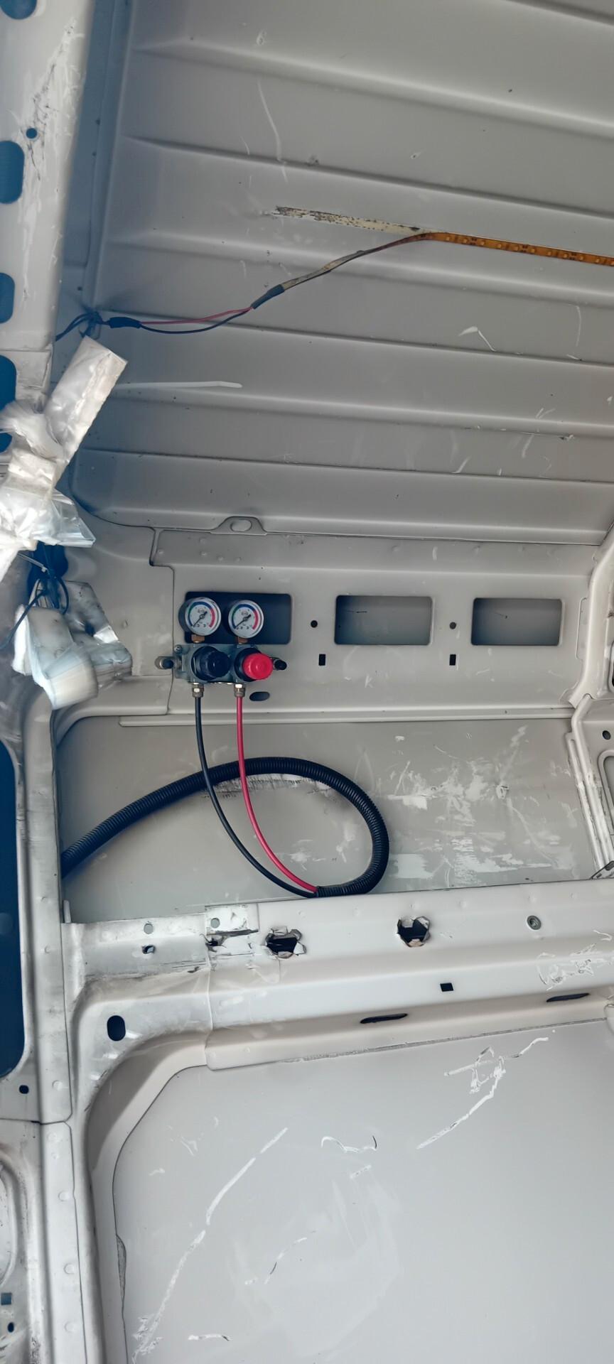Peugeot Boxer 330 2.2 DIESEL E METANO