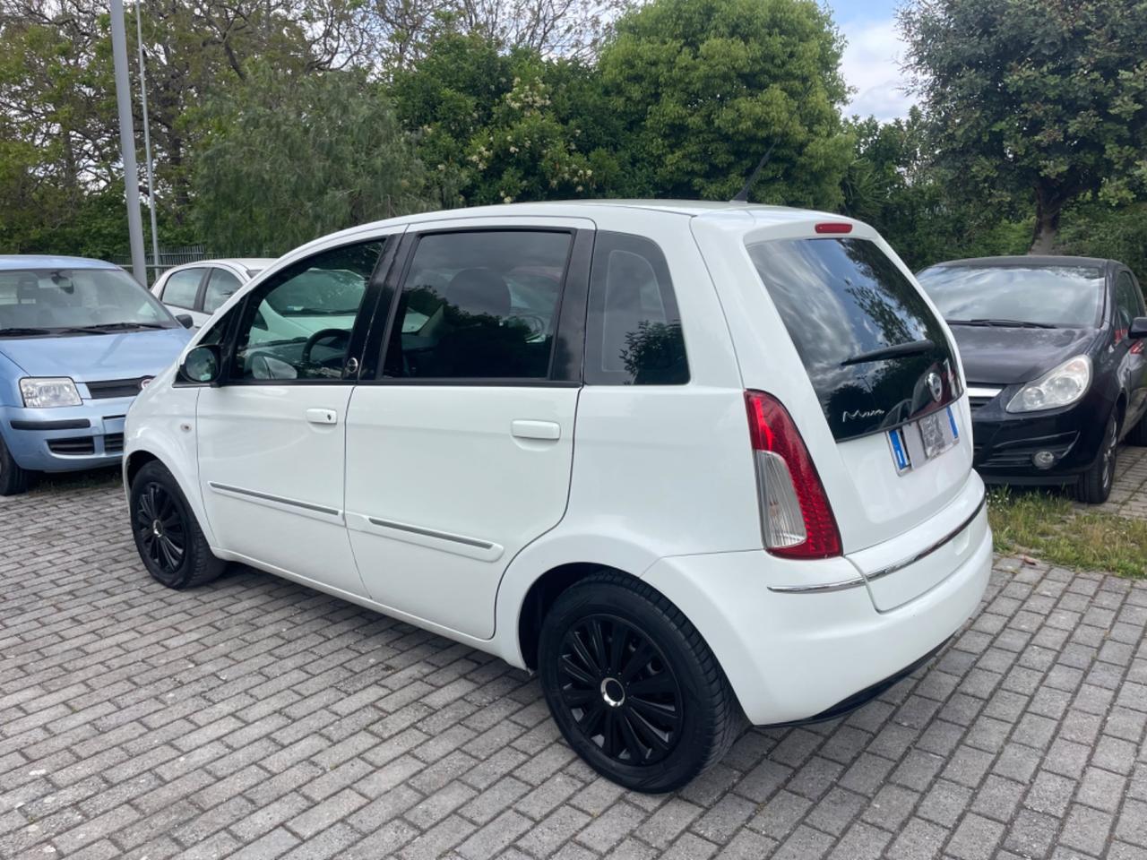 Lancia MUSA 1.4 Diva Ecochic GPL Di serie