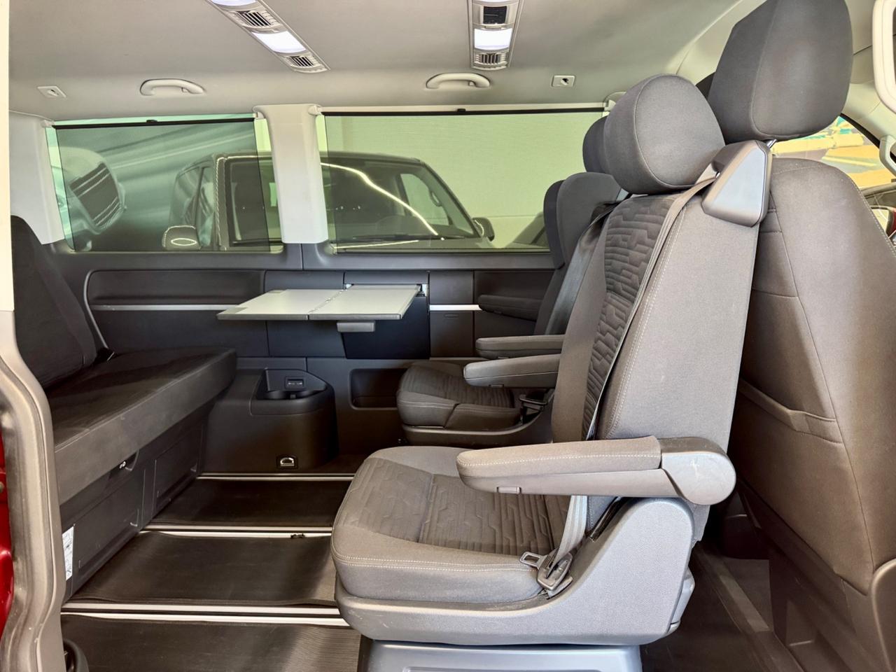Volkswagen Multivan 2.0 TDI 150CV DSG T6.1