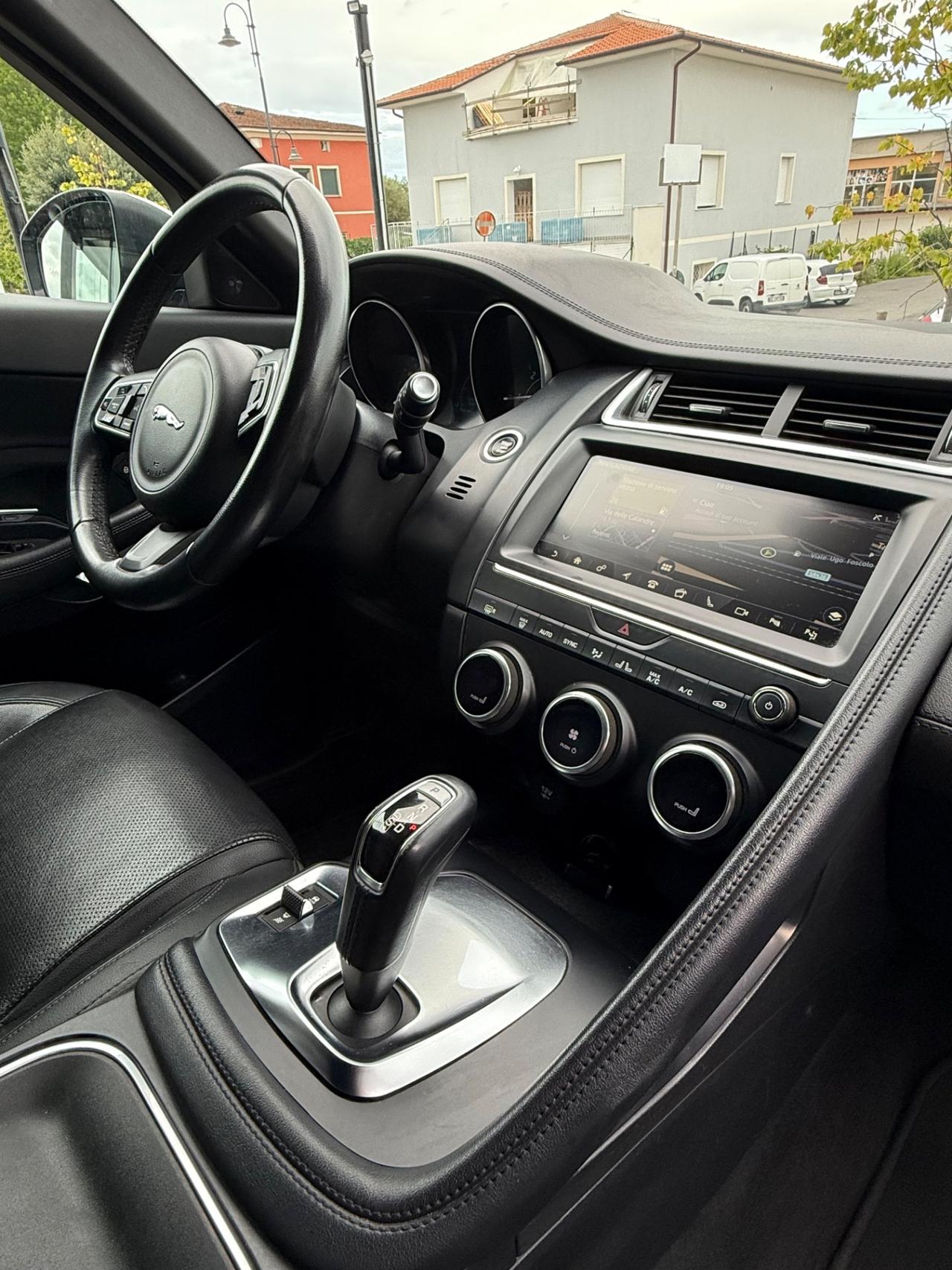 Jaguar E-Pace 2.0D 180 CV AWD aut. S
