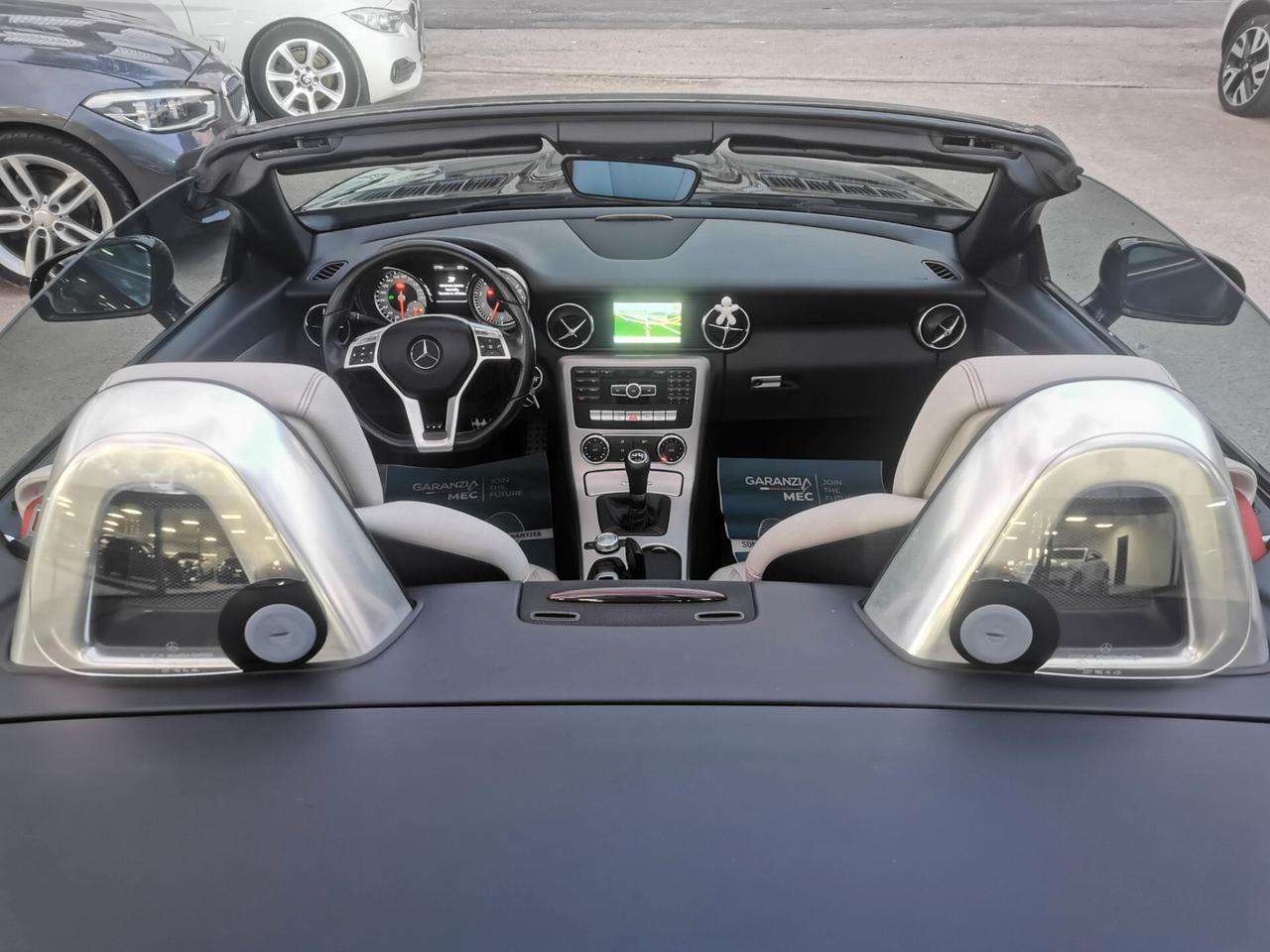 Mercedes-Benz SLK 184cv AMG Premium 2012