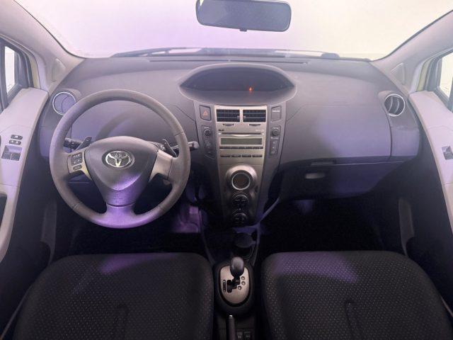 TOYOTA Yaris 1.3 5 porte M-MT Sol