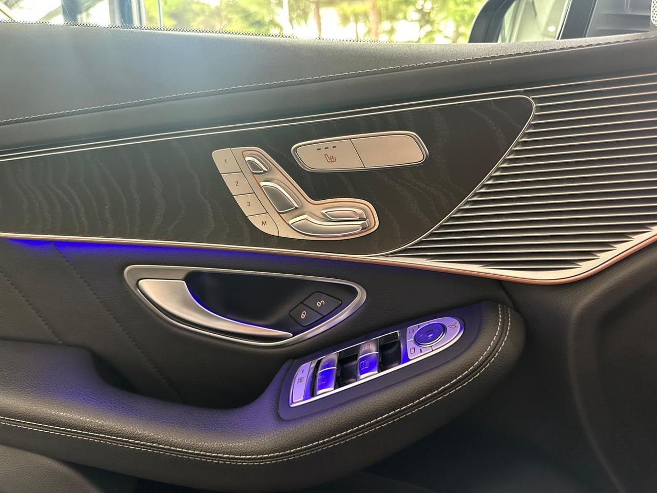 Mercedes EQC - N293 400 4Matic Premium Plus AMG Cam360° Tetto Led NAVI