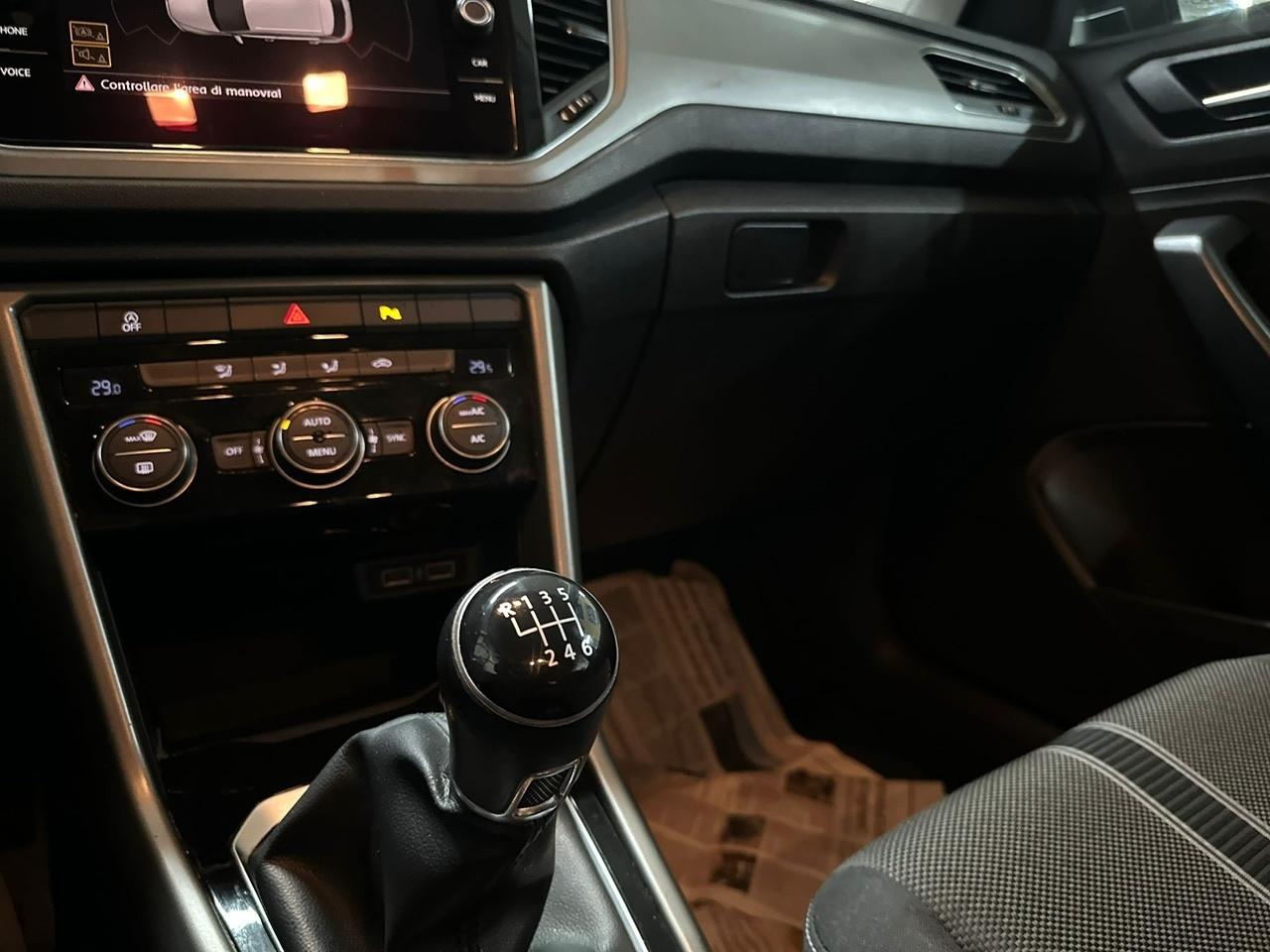 Volkswagen T-Roc 1.6 TDI SCR Business BlueMotion Technology