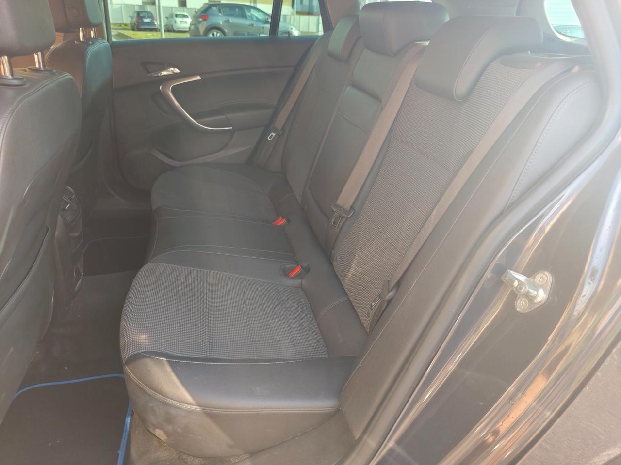 Opel Insignia 2.0 CDTI Sports Tourer Cosmo neopatentati
