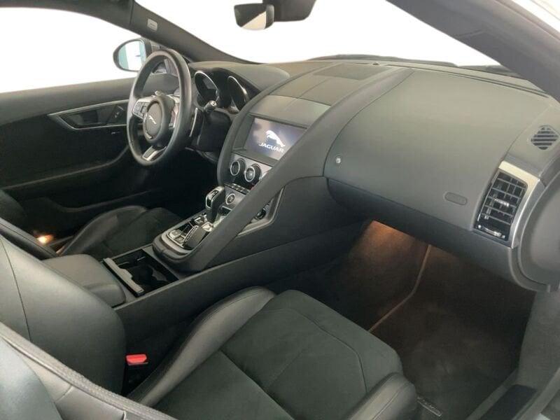 Jaguar F-Type 2.0 i4 300cv auto