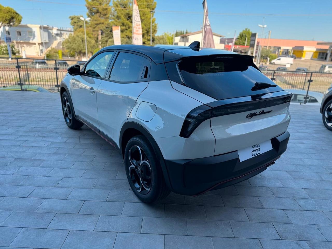 Alfa Romeo Junior 1.2 136 CV Hybrid eDCT6 Speciale