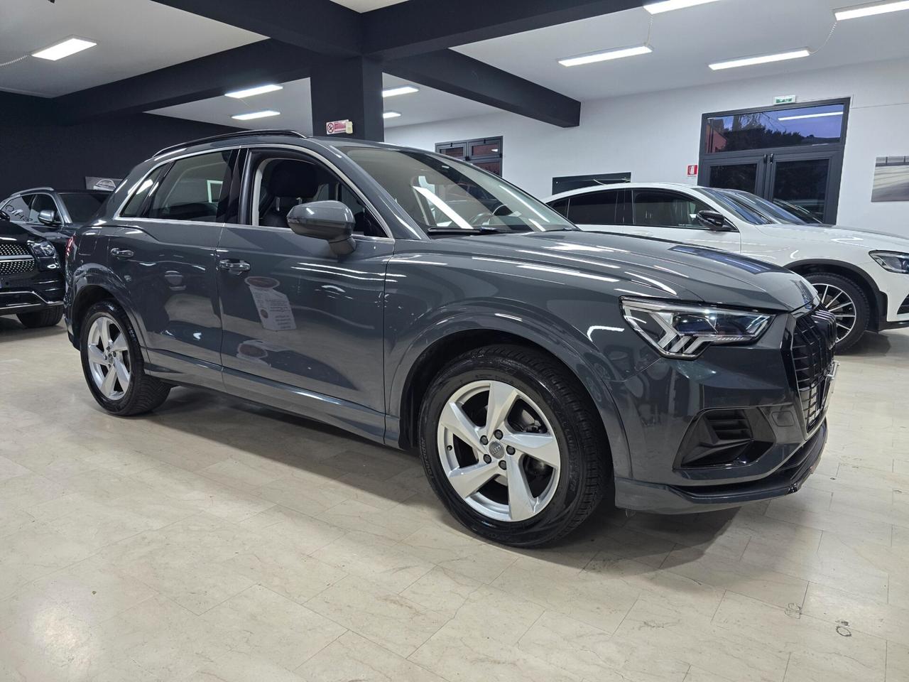 Audi Q3 35 TDI S tronic Business Advanced