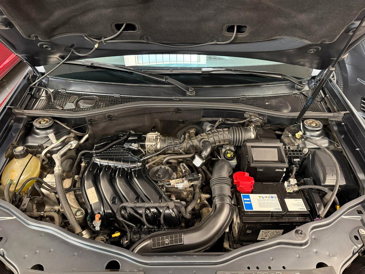 Dacia Duster 1.6 115CV Start&Stop 4x2 GPL Lauréate