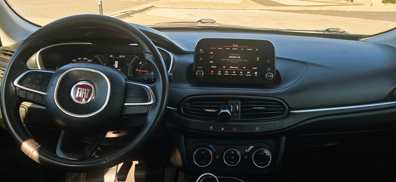 Fiat Tipo 1.6 Mjt S&S SW Mirror