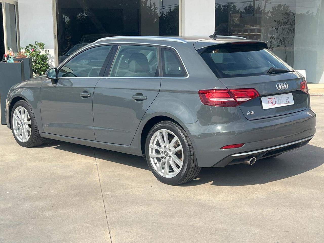 Audi A3 Sportback 116cv manuale