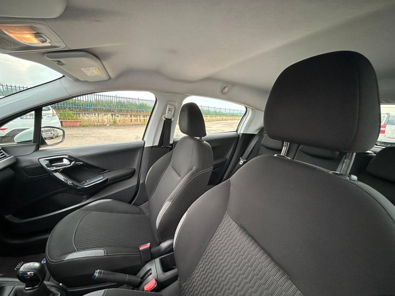 Peugeot 208 1.4 HDi 68 CV 5 porte Active 2015