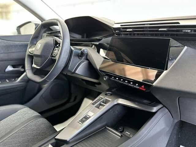 Peugeot 408 Hybrid 136 e-DCS6 Allure