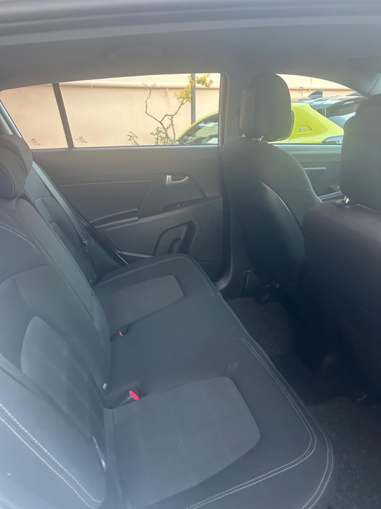 Kia Sportage 1.7 CRDI VGT 2WD Active