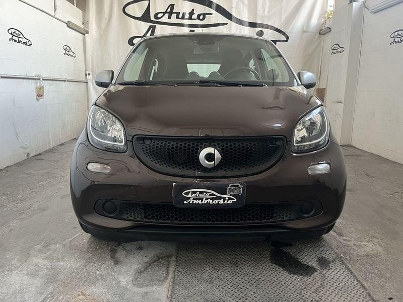 smart forfour Forfour 1.0 Passion 71cv twinamic my18 TUA DA 149,00 EURO AL MESE